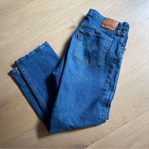 Classic Levi 501 Blue Jeans - W33 L26